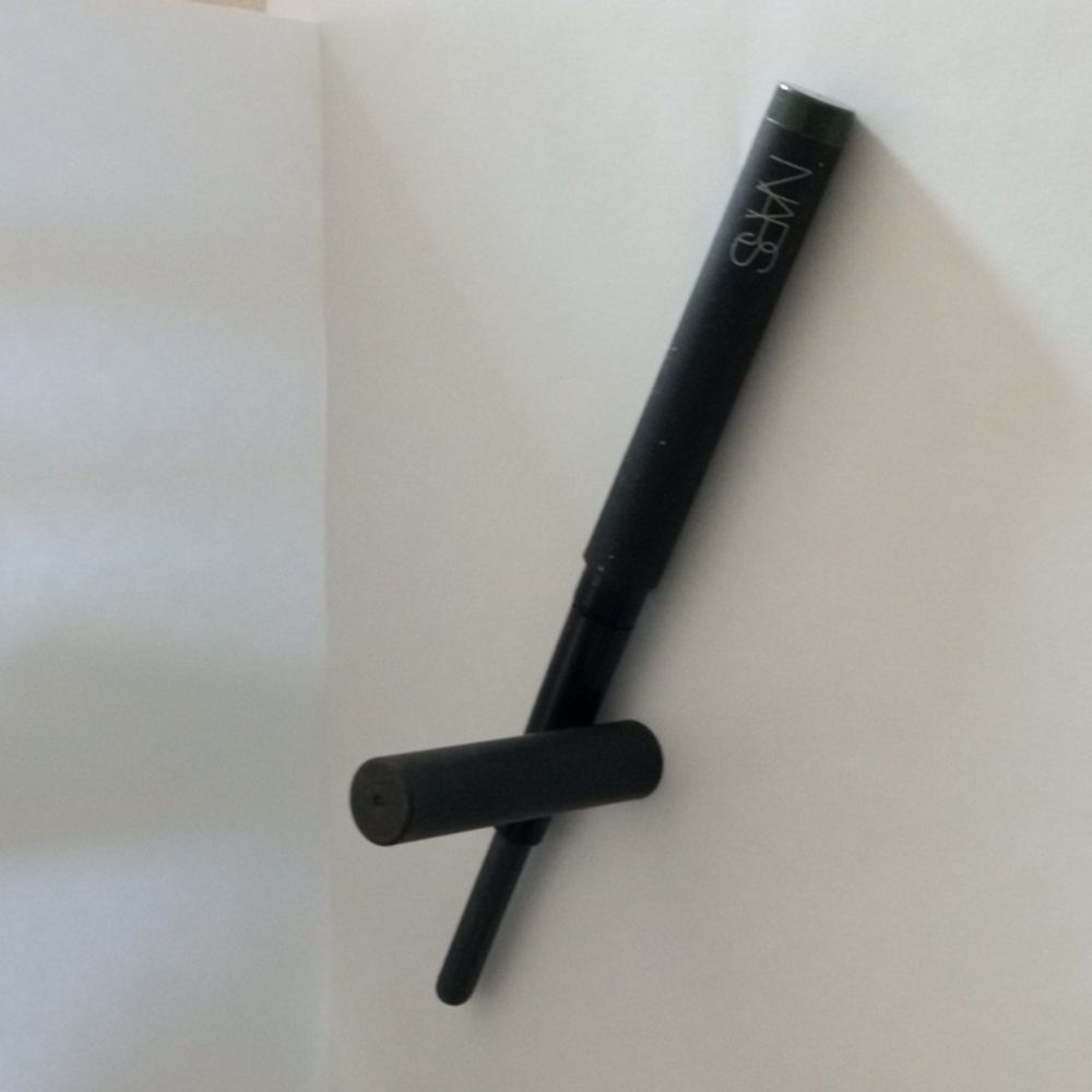 NARS VELVET SHADOW STICK DARK GREEN